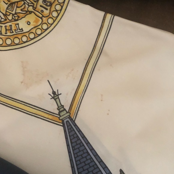 Misplaced-Cecy Jones Silk London Scarf-818 $40 or $35 w/offer - Picture 7 of 7